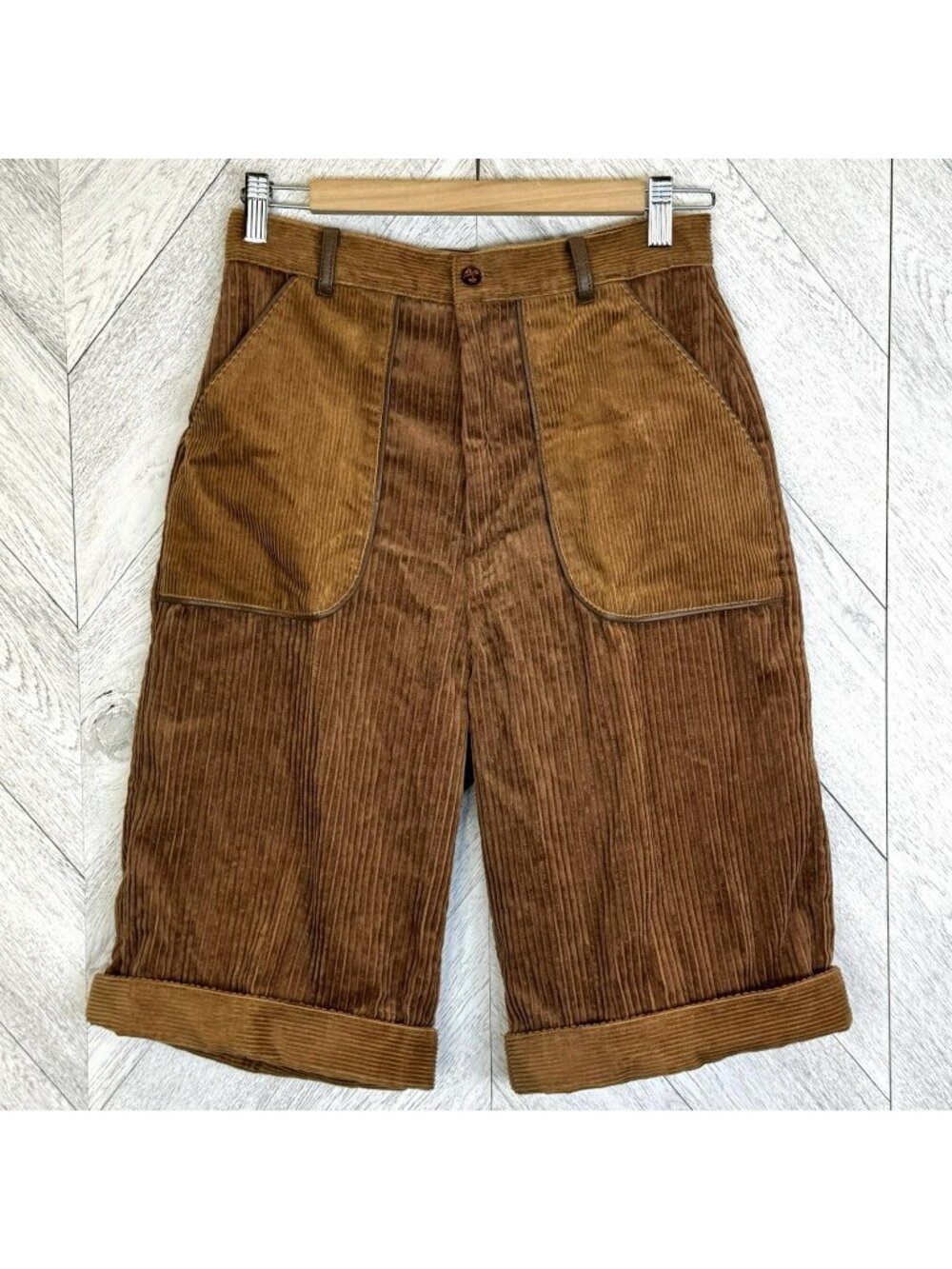 Vintage 80s Wide Wale Corduroy Gauchos Culottes Shorts Brown Womens Size 6 Small